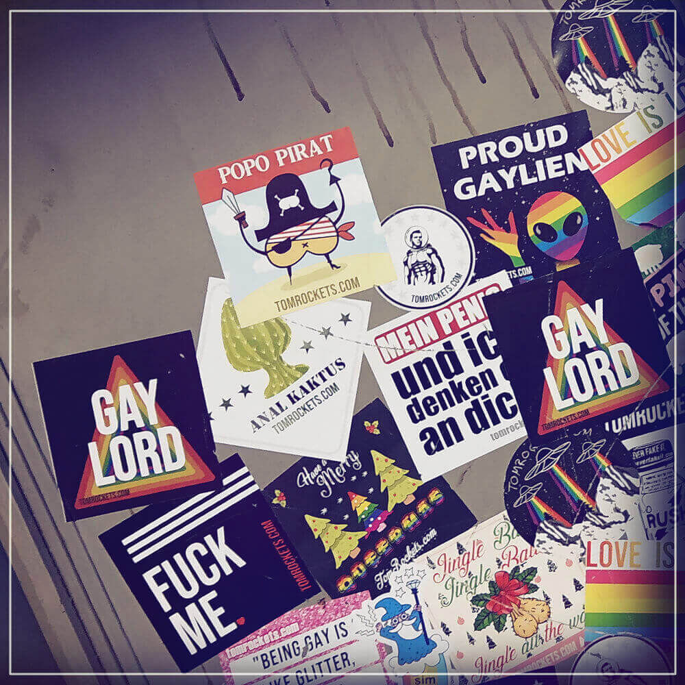 Sticker - Love is Love (Flag), Bild 2