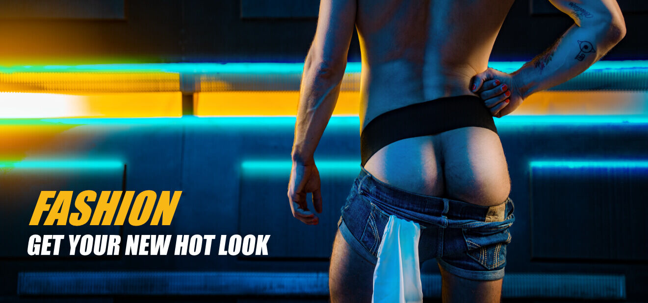 Fashion bei Tom Rocket's: Mann von hinten in heruntergezogener Jeans und schwarzem Jockstrap
