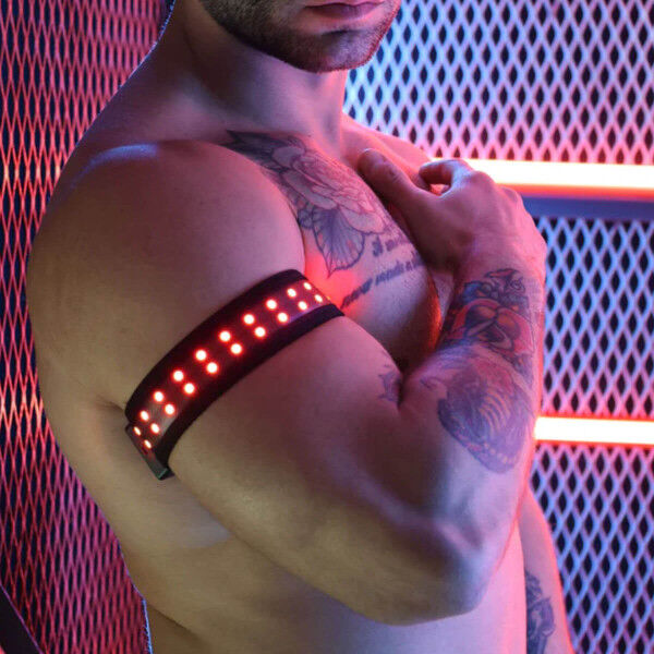 Raver Glow Collar | Hot Candy English